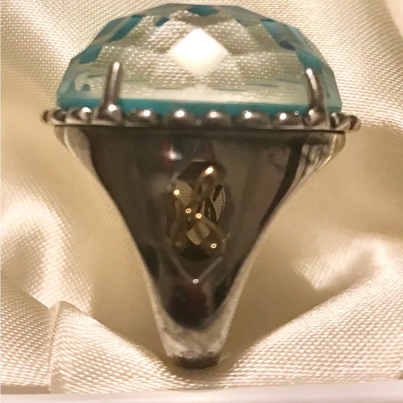 Ladies Large Statement Hera Fashion Ring. - Picture 5 of 6